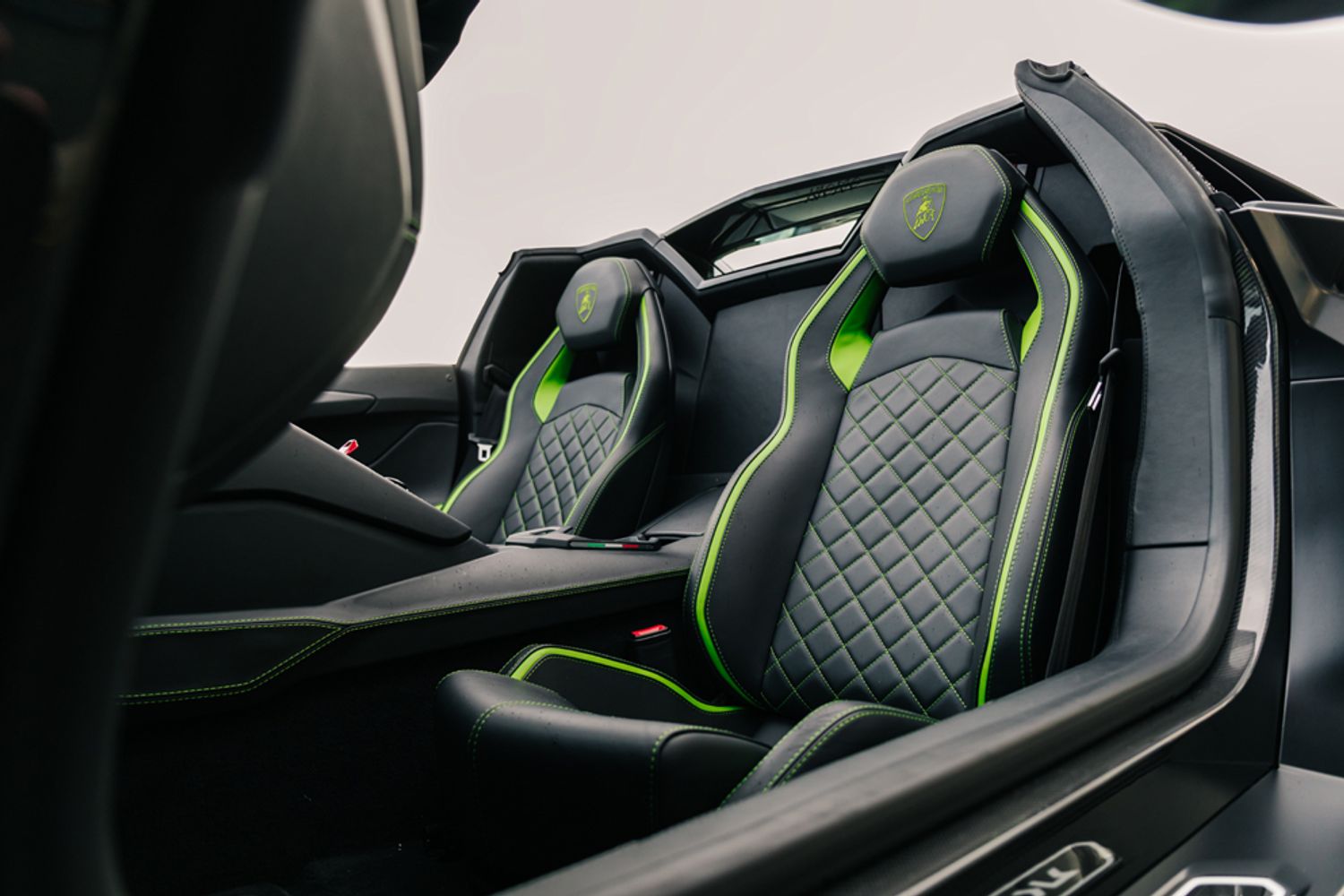 LAMBORGHINI AVENTADOR COUPE 6.5 V12 2DR SEMI AUTOMATIC