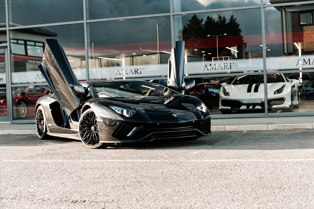 LAMBORGHINI AVENTADOR COUPE 6.5 LP 740-4 S 2DR SEMI AUTOMATIC