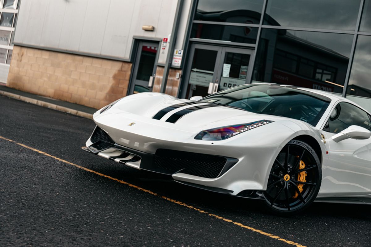 FERRARI 488 PISTA VS COUPE 3.9 VS 2DR SEMI AUTOMATIC
