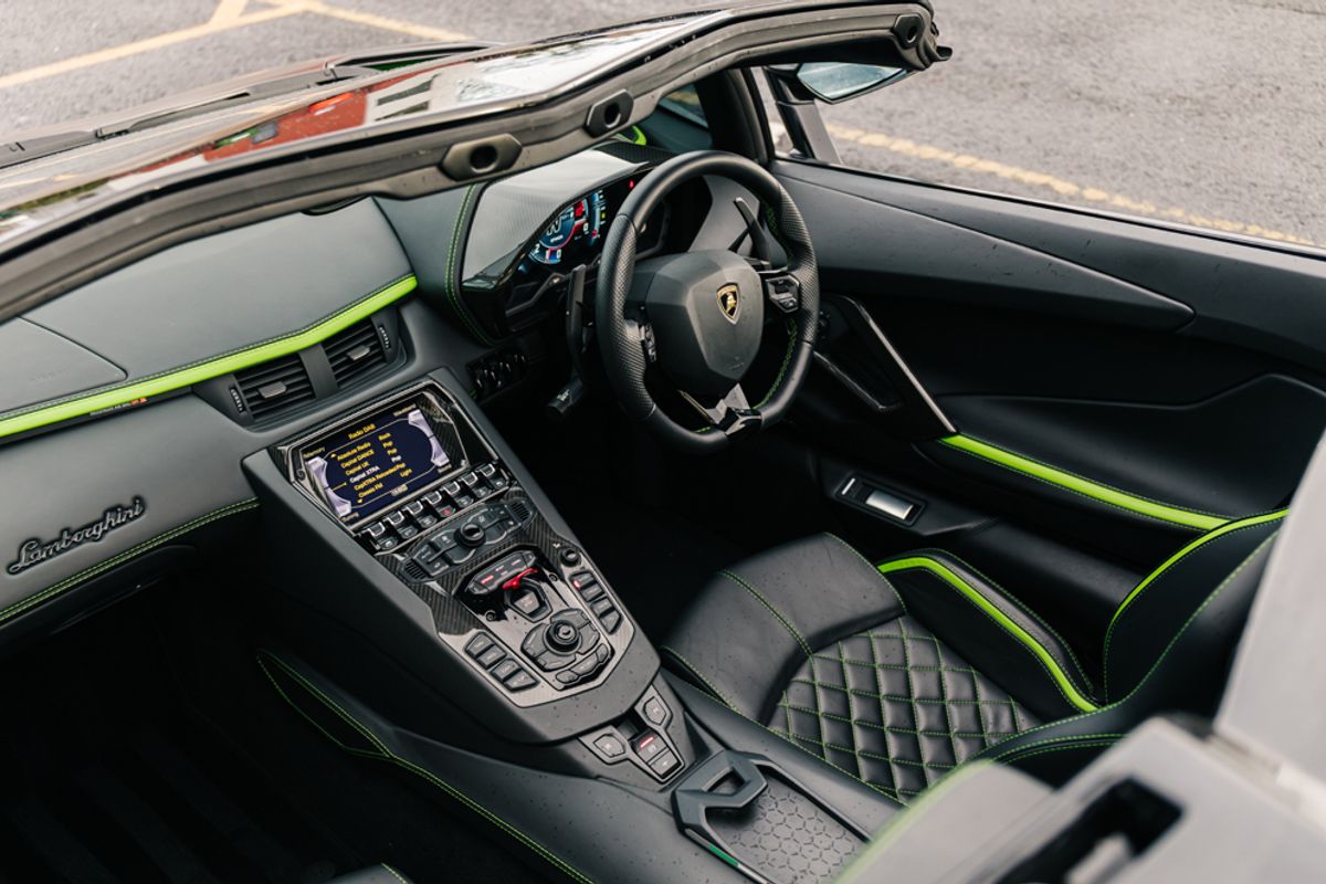 LAMBORGHINI AVENTADOR COUPE 6.5 V12 2DR SEMI AUTOMATIC
