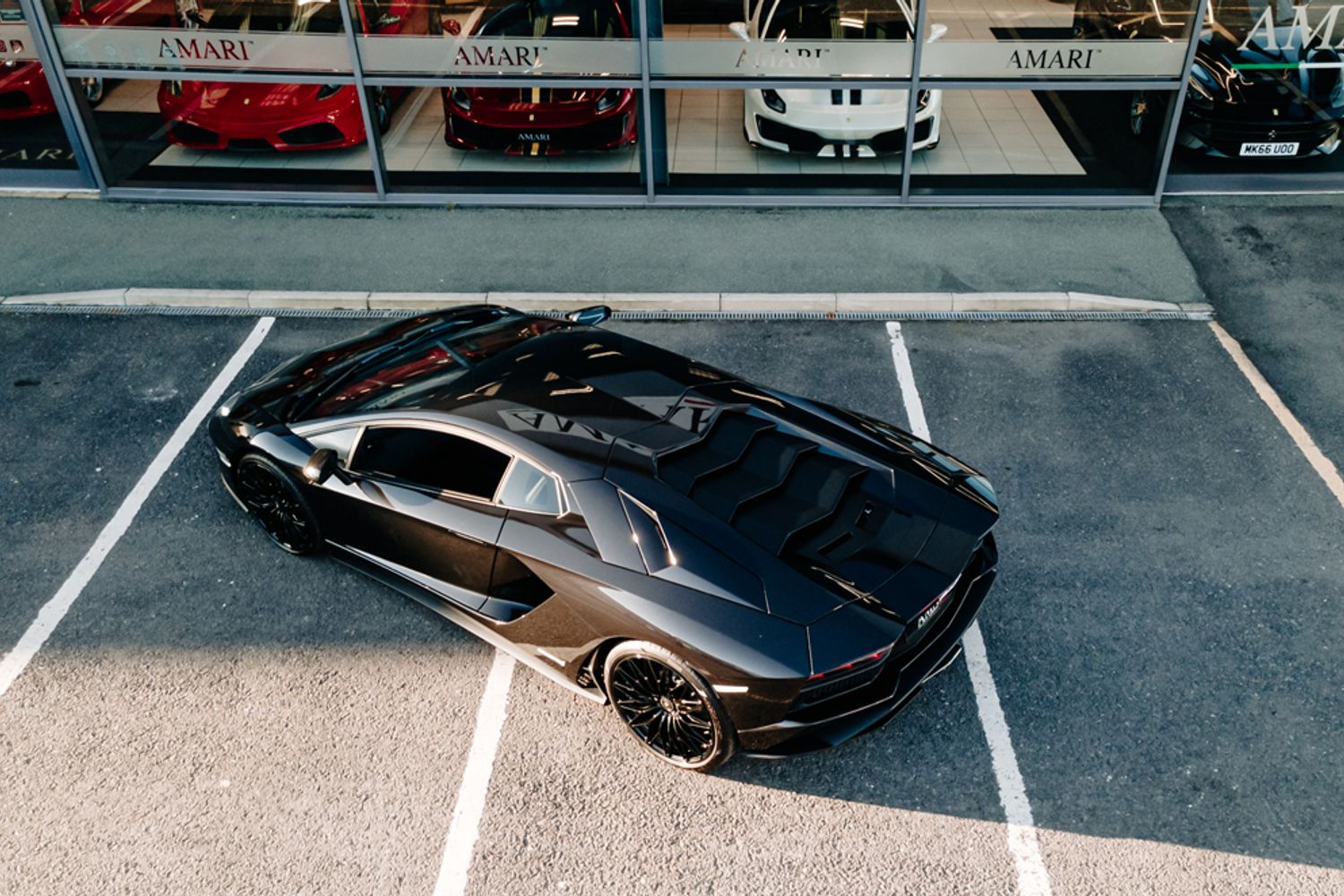 LAMBORGHINI AVENTADOR COUPE 6.5 LP 740-4 S 2DR SEMI AUTOMATIC