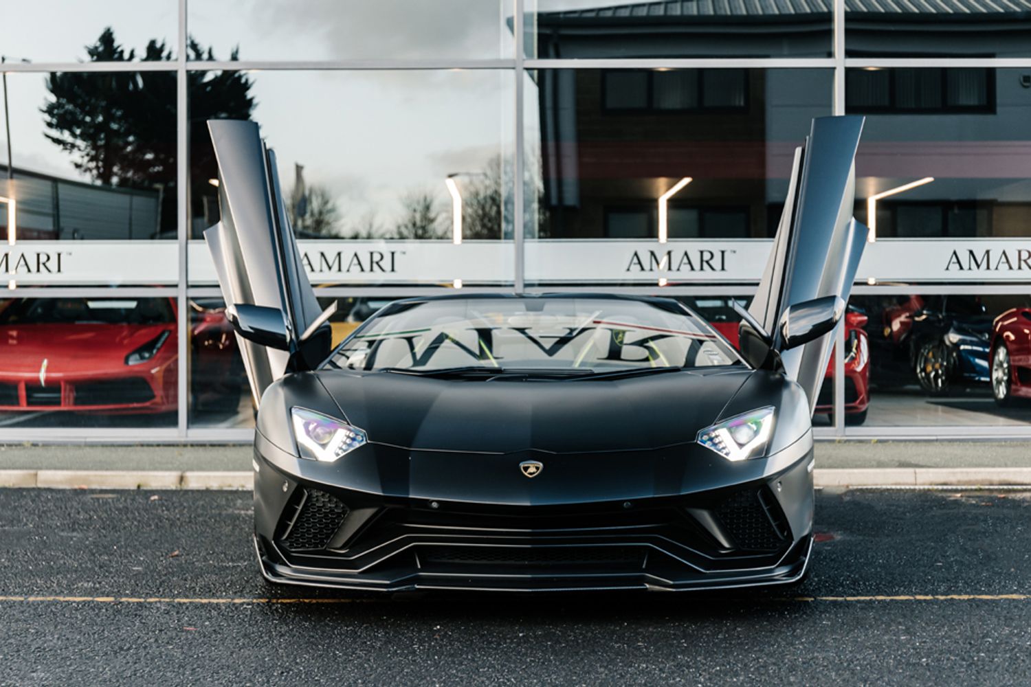 LAMBORGHINI AVENTADOR COUPE 6.5 V12 2DR SEMI AUTOMATIC