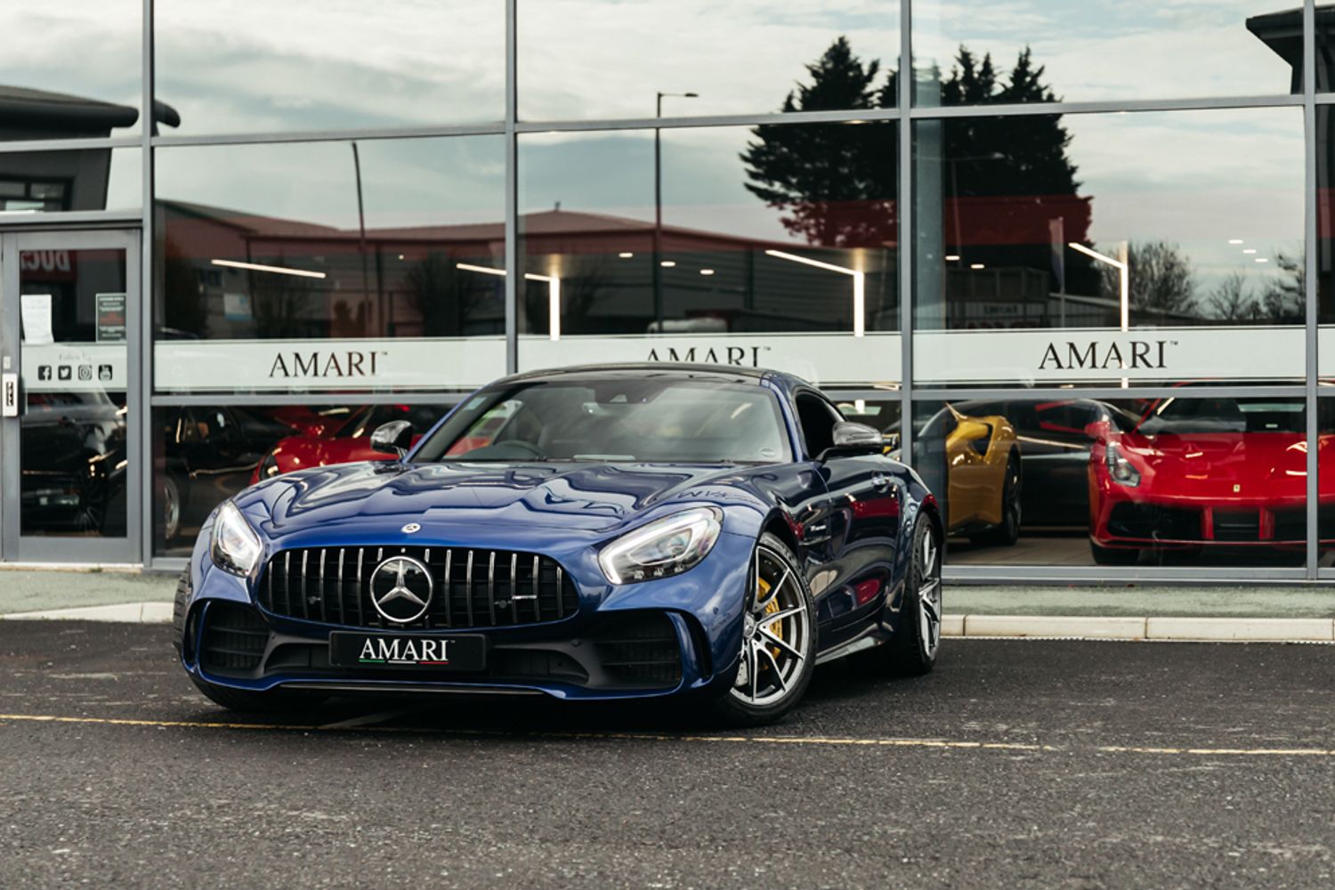 MERCEDES-BENZ AMG GT COUPE 4.0 AMG GT R PREMIUM 2DR AUTOMATIC