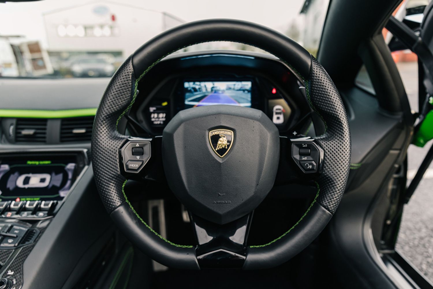 LAMBORGHINI AVENTADOR COUPE 6.5 V12 2DR SEMI AUTOMATIC