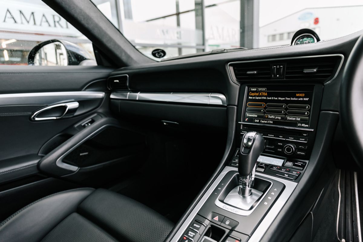PORSCHE 911 COUPE 3.8 TURBO PDK 2DR SEMI AUTOMATIC