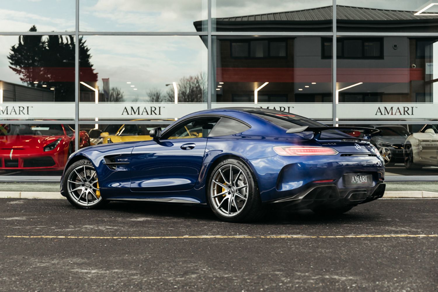 MERCEDES-BENZ AMG GT COUPE 4.0 AMG GT R PREMIUM 2DR AUTOMATIC