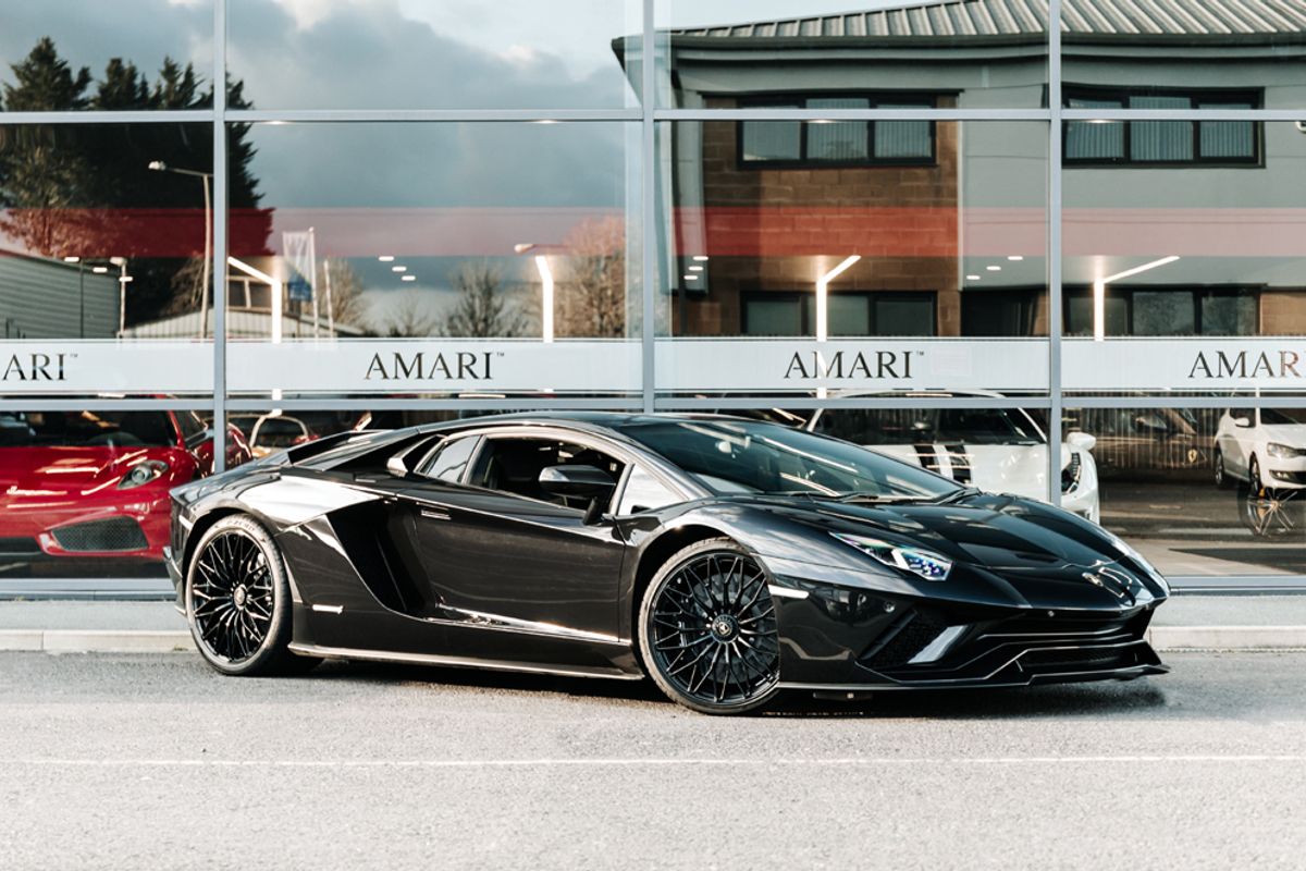 LAMBORGHINI AVENTADOR COUPE 6.5 LP 740-4 S 2DR SEMI AUTOMATIC