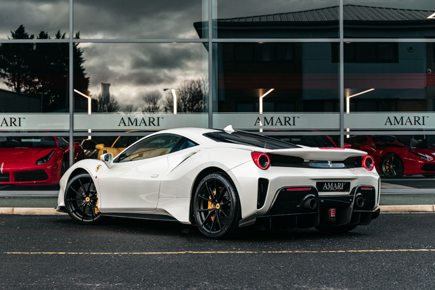 FERRARI 488 PISTA VS COUPE 3.9 VS 2DR SEMI AUTOMATIC