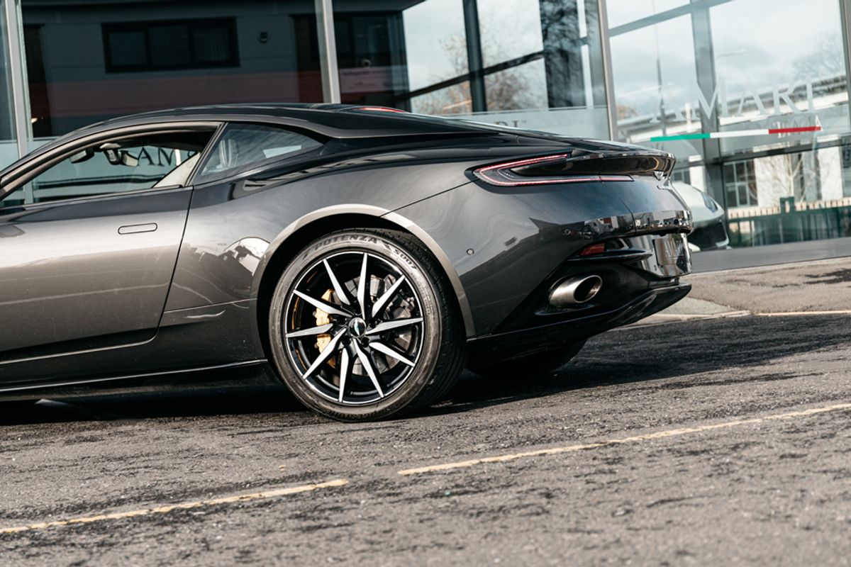 ASTON MARTIN DB11 COUPE 5.2 V12 2DR AUTOMATIC
