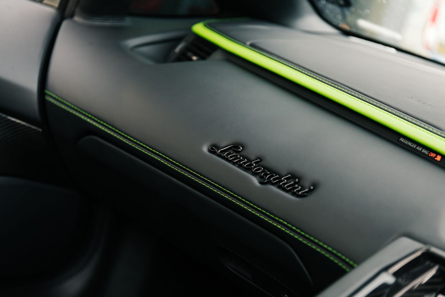 LAMBORGHINI AVENTADOR COUPE 6.5 V12 2DR SEMI AUTOMATIC