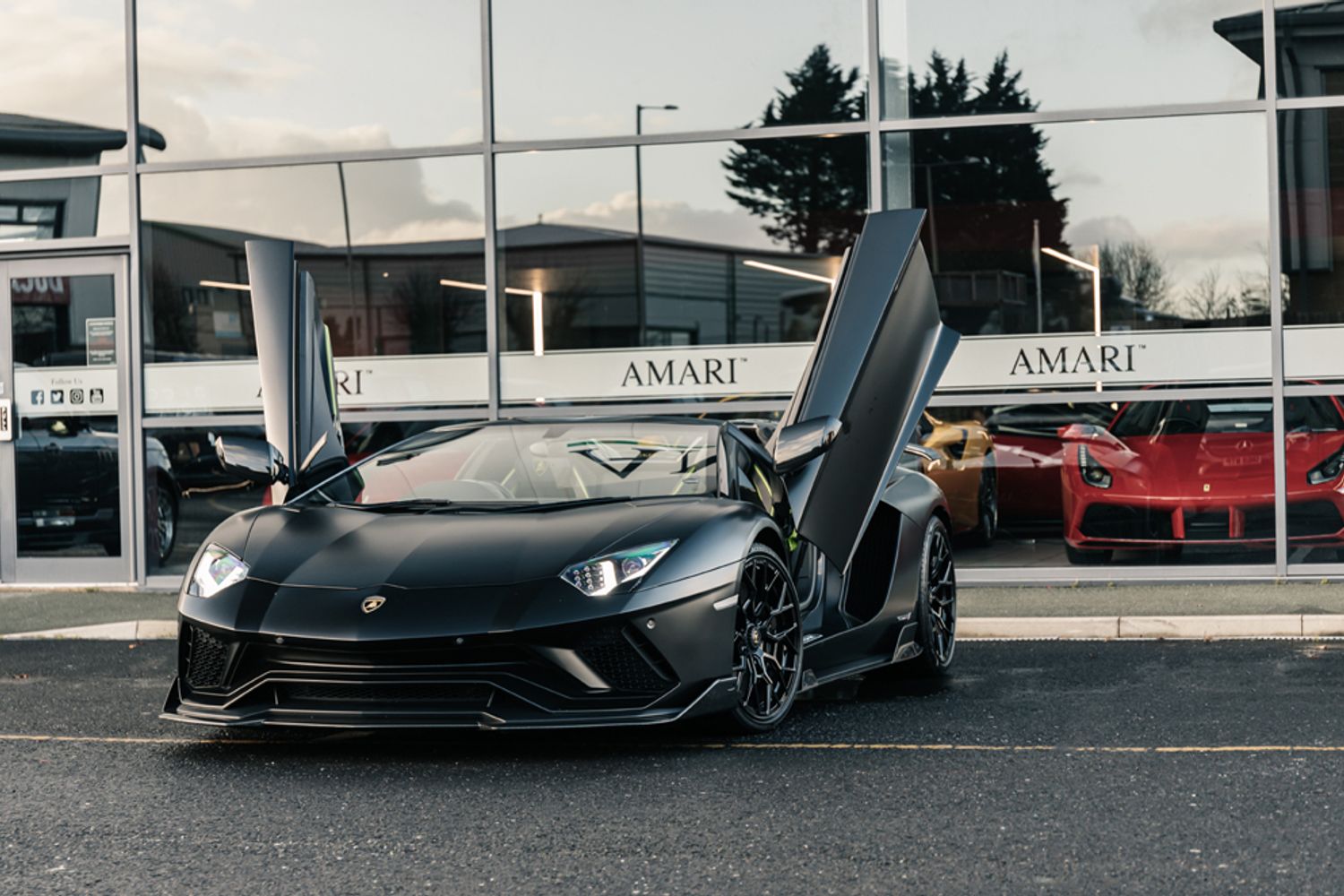 LAMBORGHINI AVENTADOR COUPE 6.5 V12 2DR SEMI AUTOMATIC