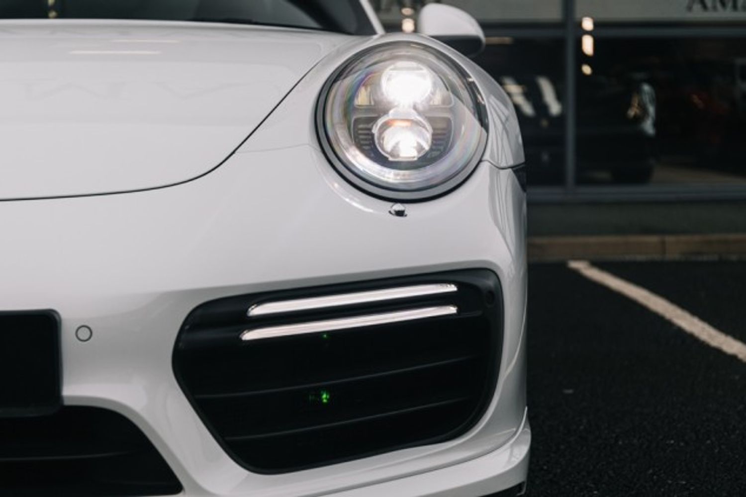 PORSCHE 911 COUPE 3.8 TURBO PDK 2DR SEMI AUTOMATIC