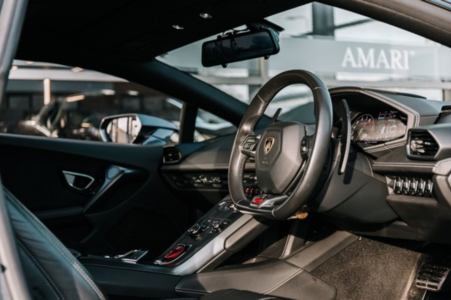 LAMBORGHINI HURACAN COUPE 5.2 LP 610-4 2DR SEMI AUTOMATIC