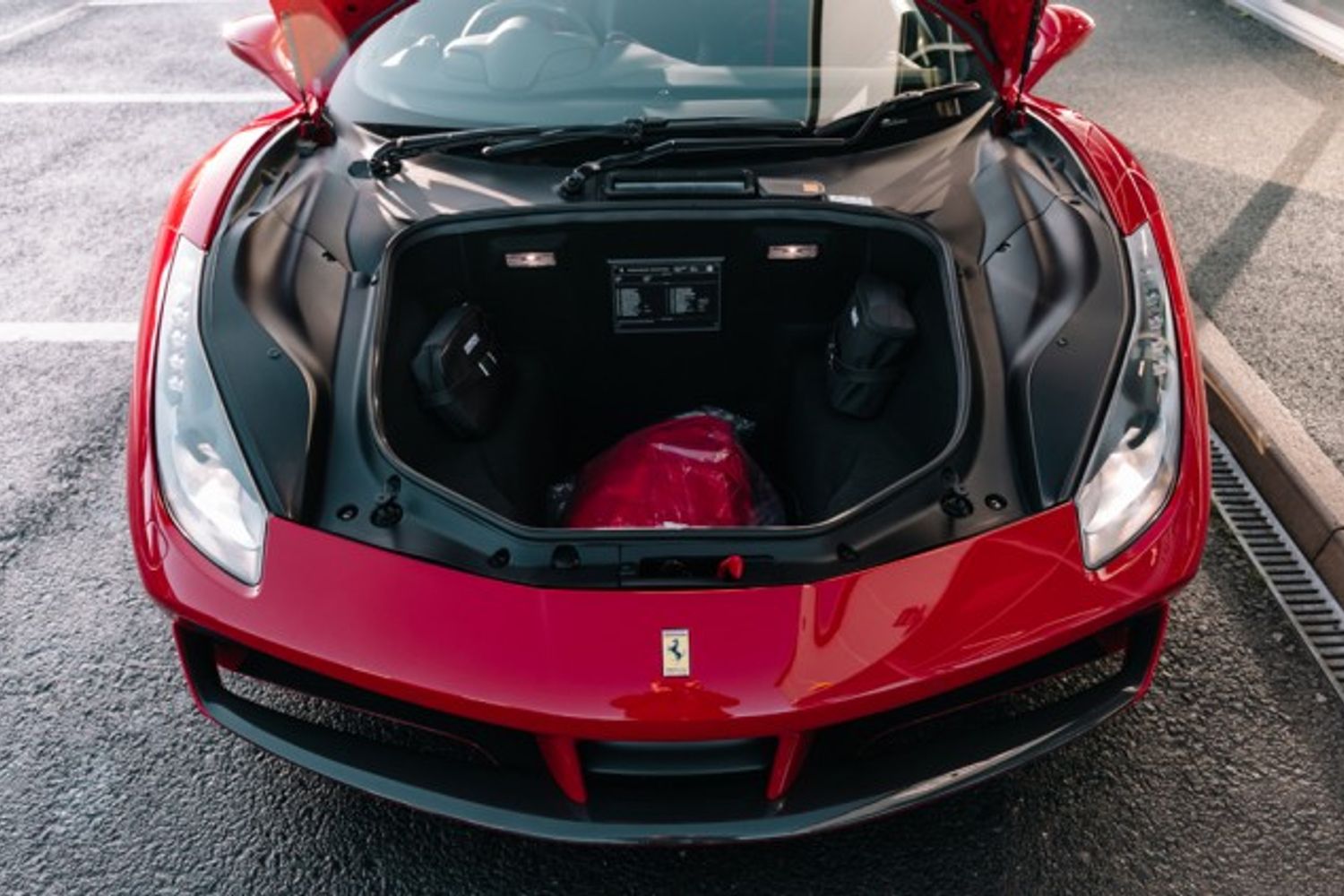 FERRARI 488 GTB COUPE 3.9 GTB 2DR SEMI AUTOMATIC