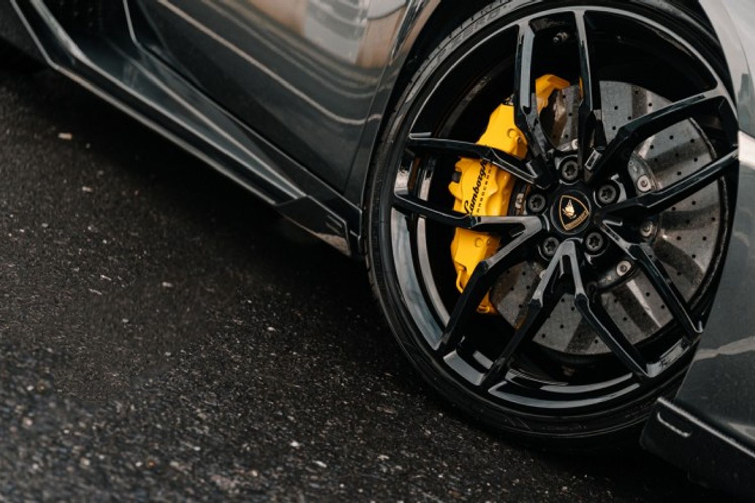 LAMBORGHINI HURACAN COUPE 5.2 LP 610-4 2DR SEMI AUTOMATIC