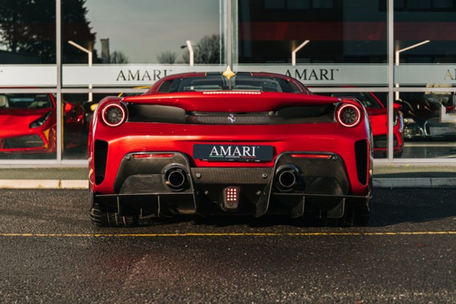 FERRARI 488 PISTA VS COUPE 3.9 VS 2DR SEMI AUTOMATIC