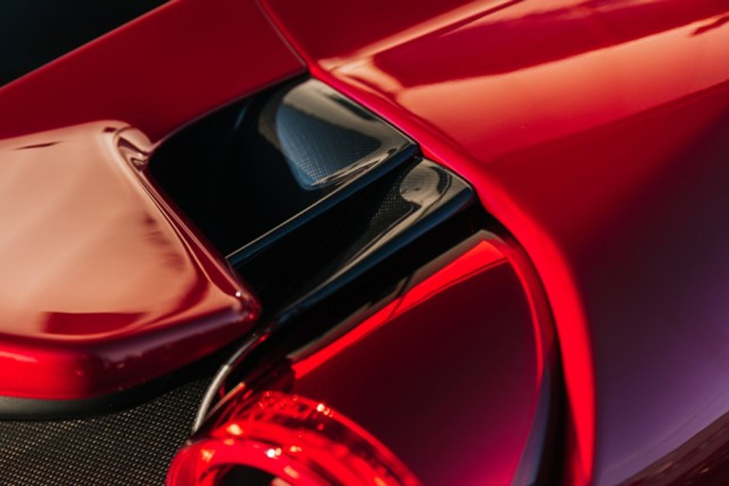 FERRARI 488 PISTA VS COUPE 3.9 VS 2DR SEMI AUTOMATIC