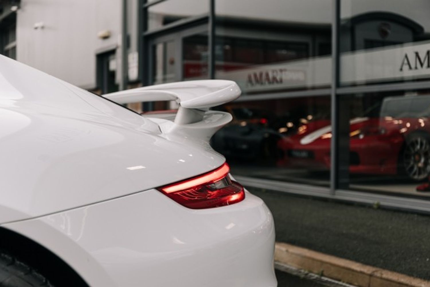 PORSCHE 911 COUPE 3.8 TURBO PDK 2DR SEMI AUTOMATIC