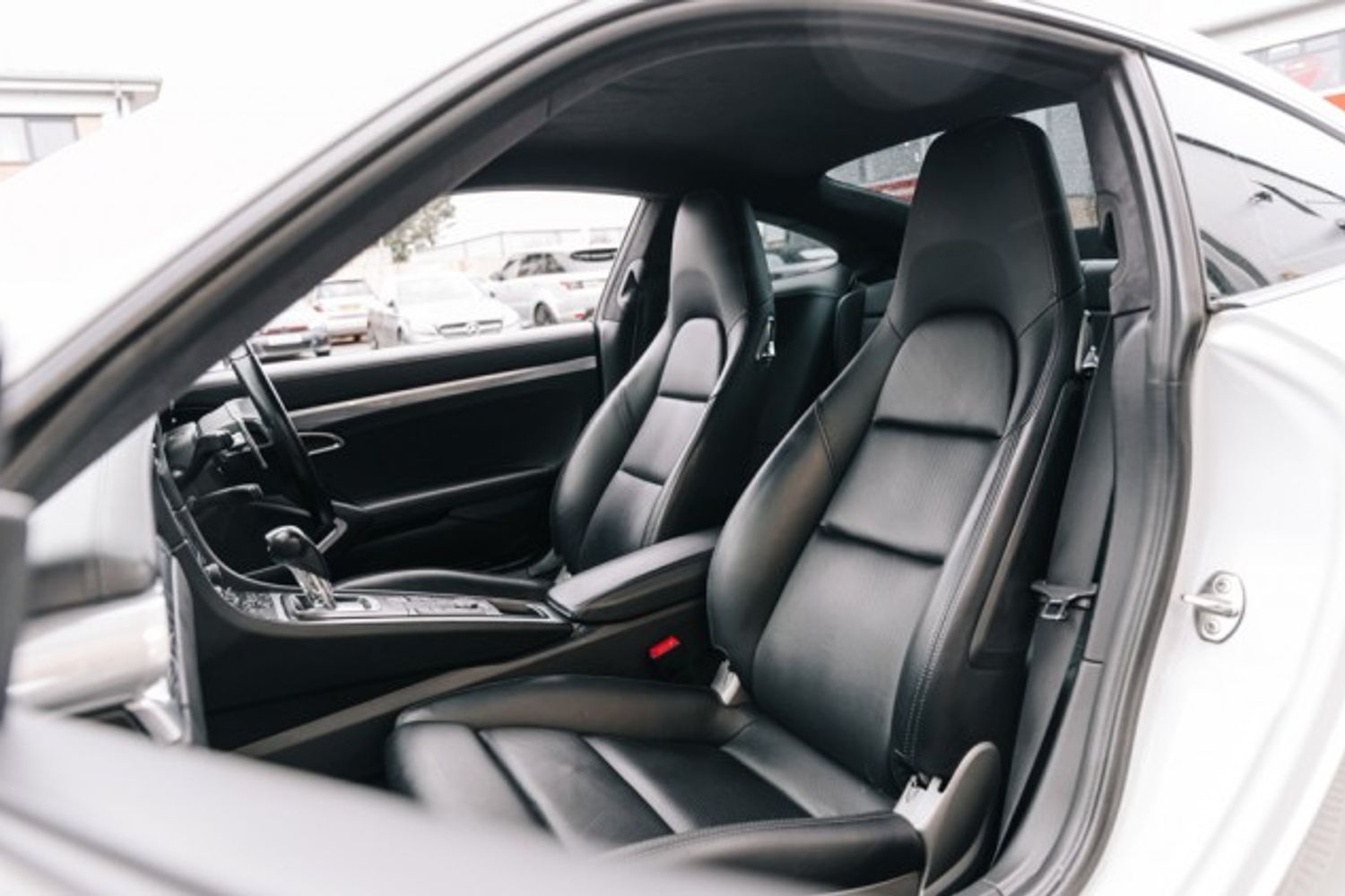 PORSCHE 911 COUPE 3.8 TURBO PDK 2DR SEMI AUTOMATIC