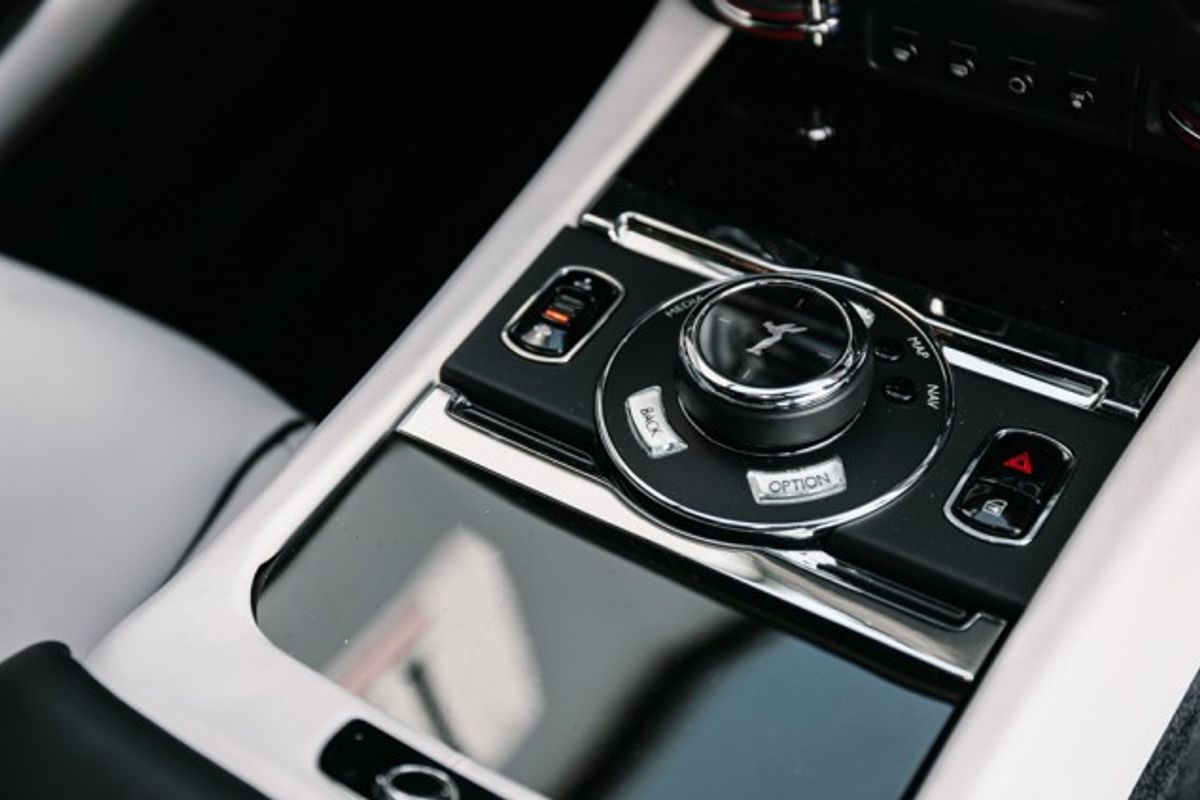 ROLLS-ROYCE WRAITH V12 COUPE 6.6 V12 2DR AUTOMATIC