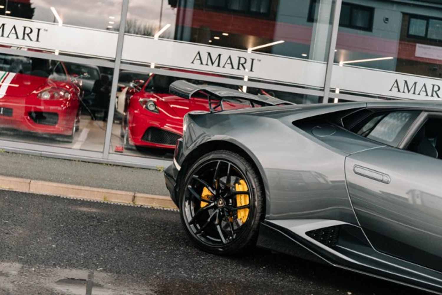 LAMBORGHINI HURACAN COUPE 5.2 LP 610-4 2DR SEMI AUTOMATIC
