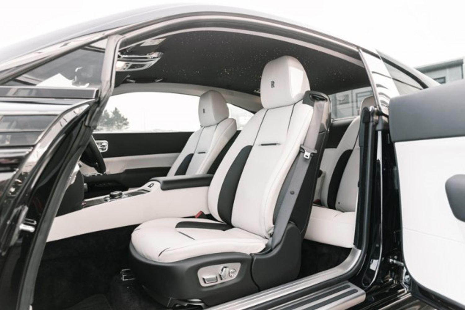 ROLLS-ROYCE WRAITH V12 COUPE 6.6 V12 2DR AUTOMATIC