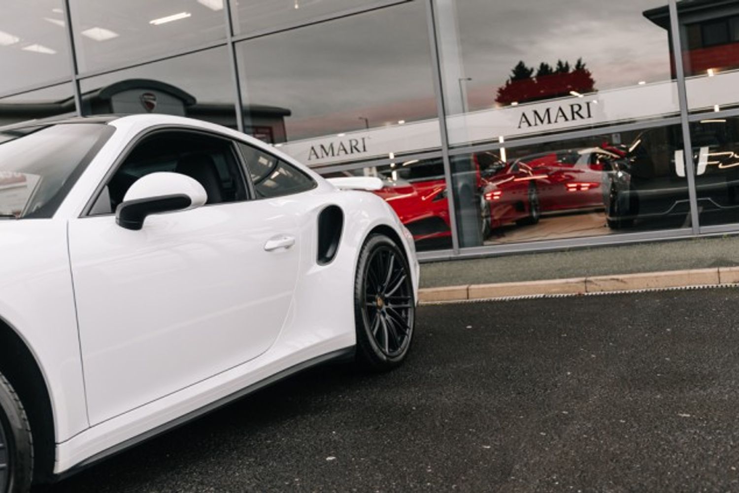 PORSCHE 911 COUPE 3.8 TURBO PDK 2DR SEMI AUTOMATIC