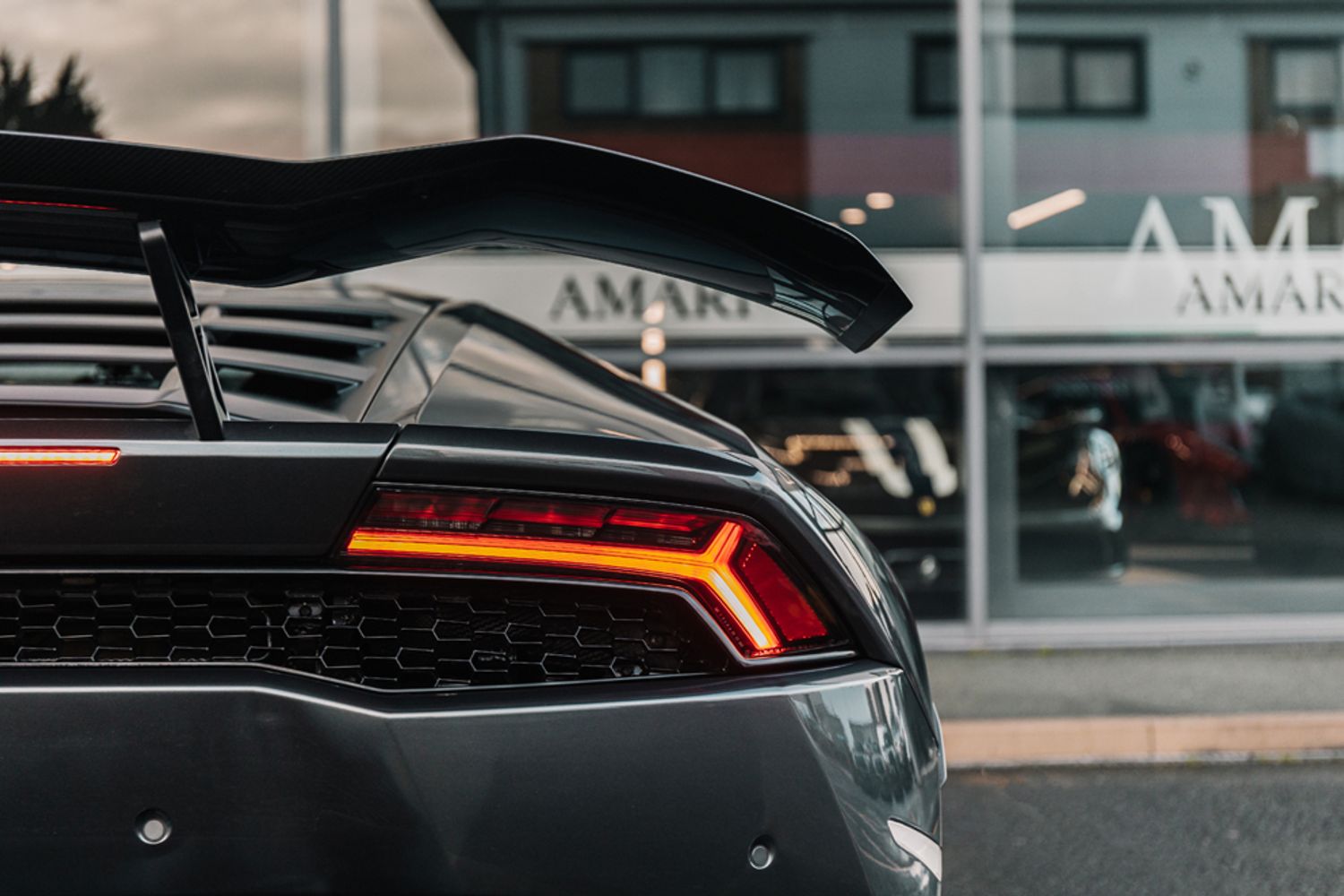 LAMBORGHINI HURACAN COUPE 5.2 LP 610-4 2DR SEMI AUTOMATIC