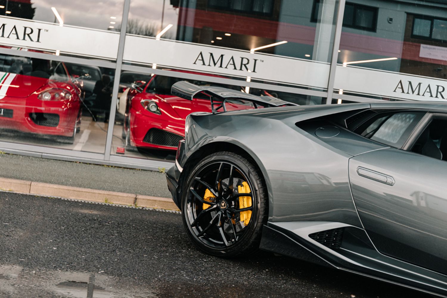 LAMBORGHINI HURACAN COUPE 5.2 LP 610-4 2DR SEMI AUTOMATIC