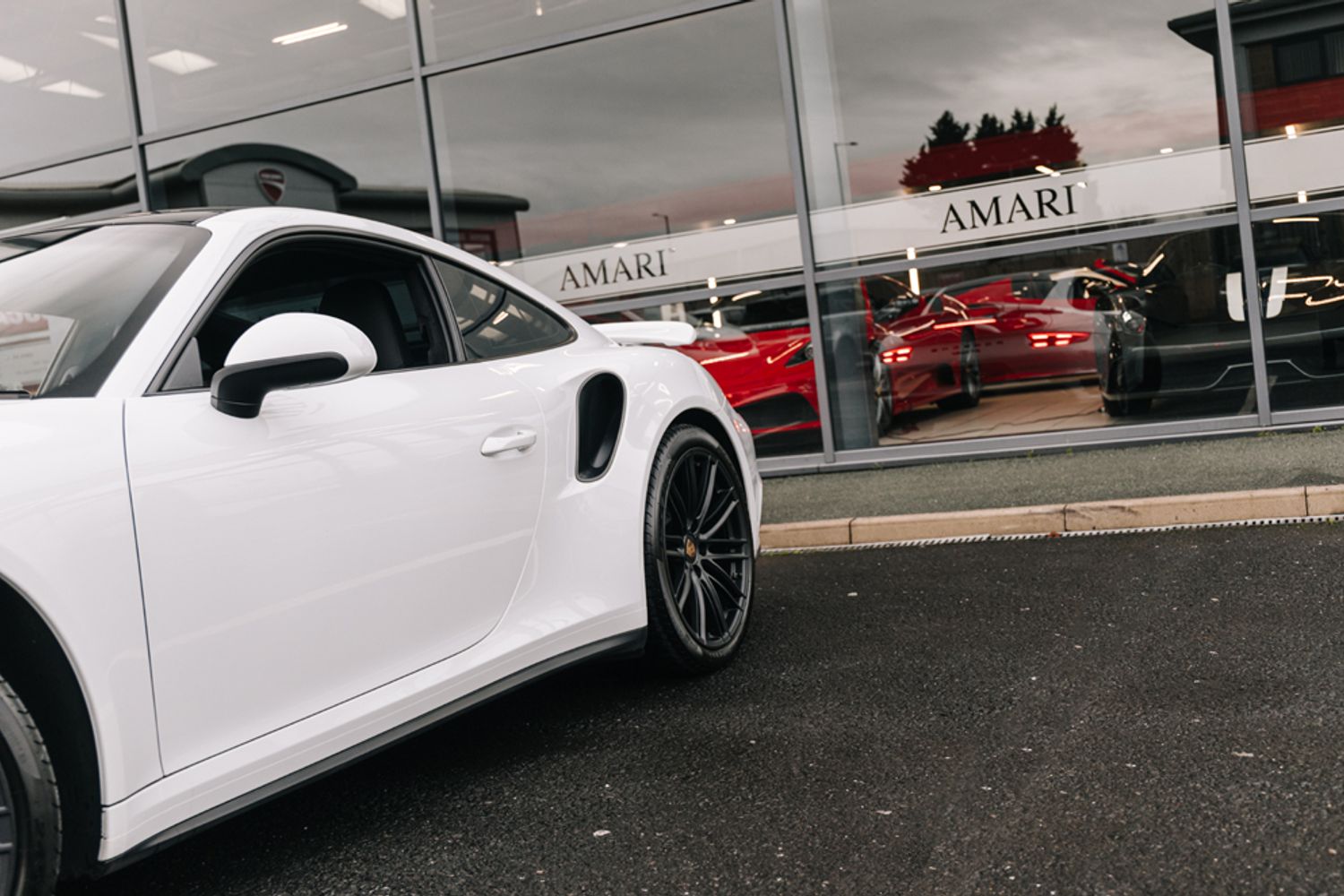 PORSCHE 911 COUPE 3.8 TURBO PDK 2DR SEMI AUTOMATIC