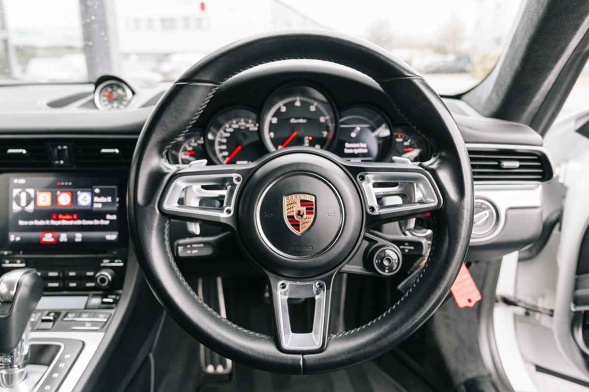 PORSCHE 911 COUPE 3.8 TURBO PDK 2DR SEMI AUTOMATIC