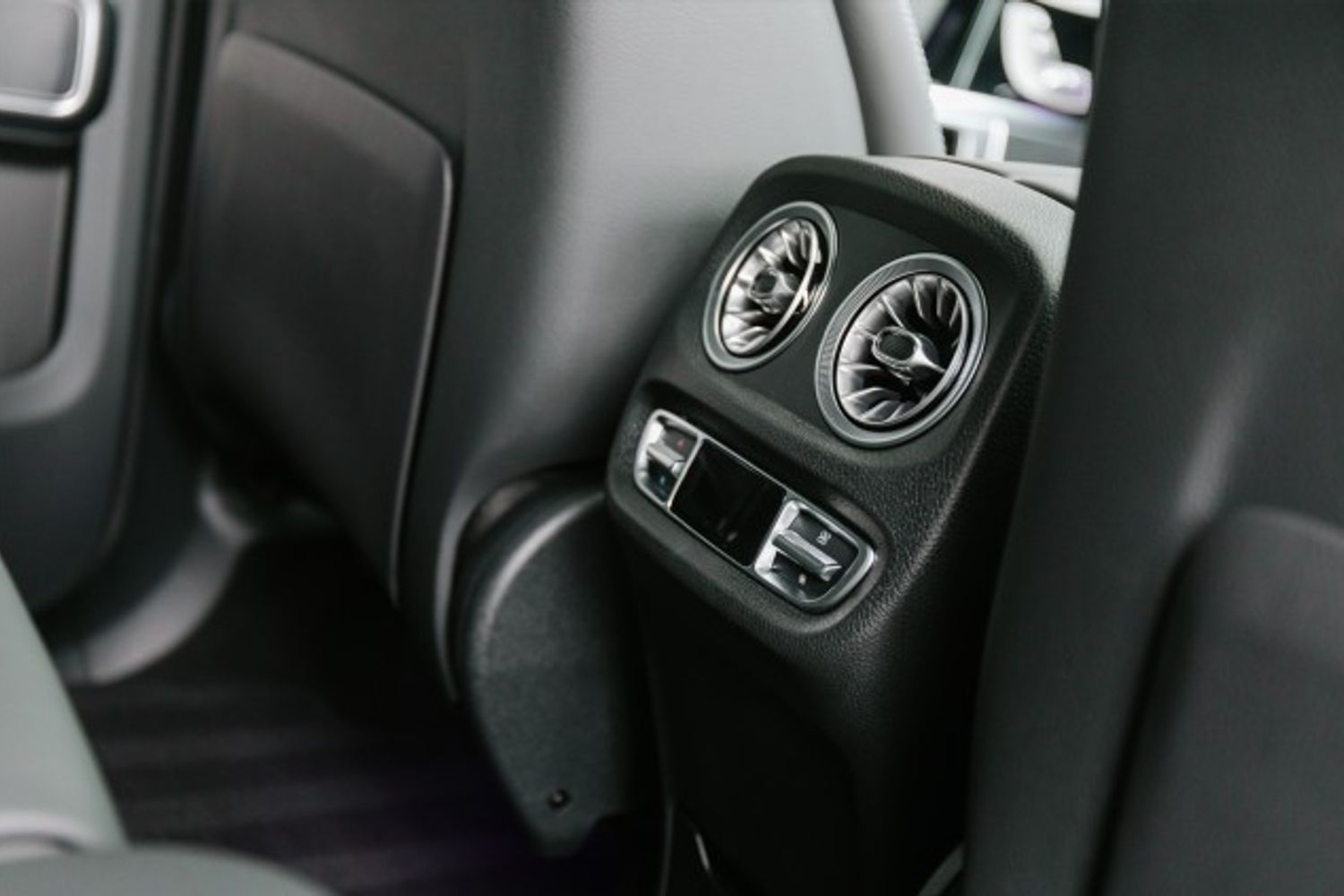 MERCEDES-BENZ G CLASS ESTATE 4.0 AMG G 63 4MATIC 5DR AUTOMATIC