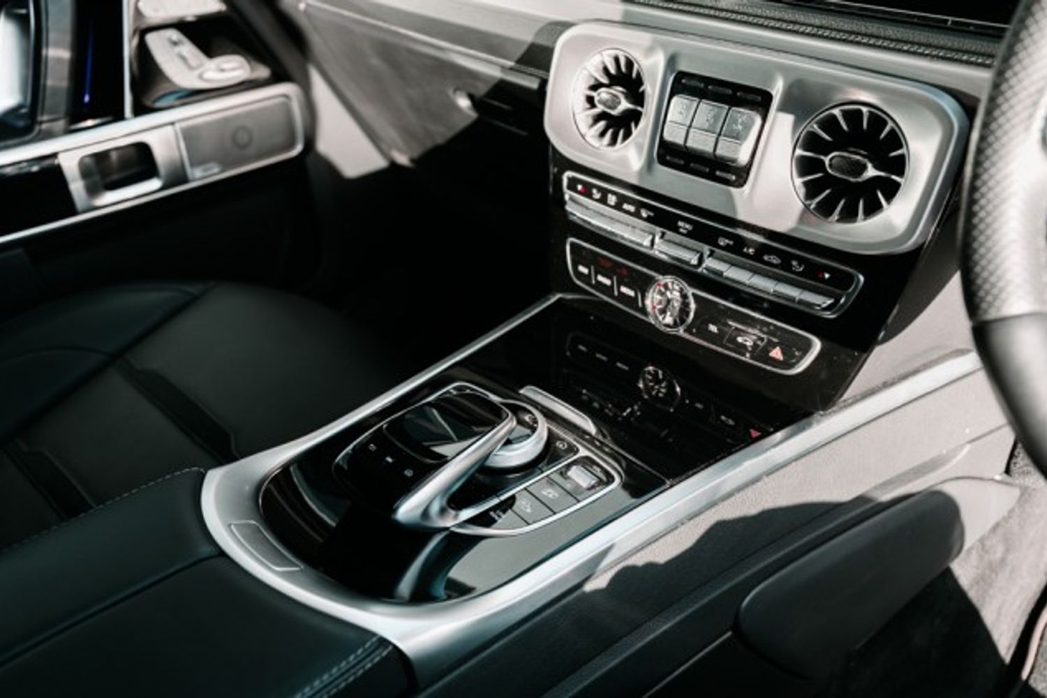 MERCEDES-BENZ G CLASS ESTATE 4.0 AMG G 63 4MATIC 5DR AUTOMATIC