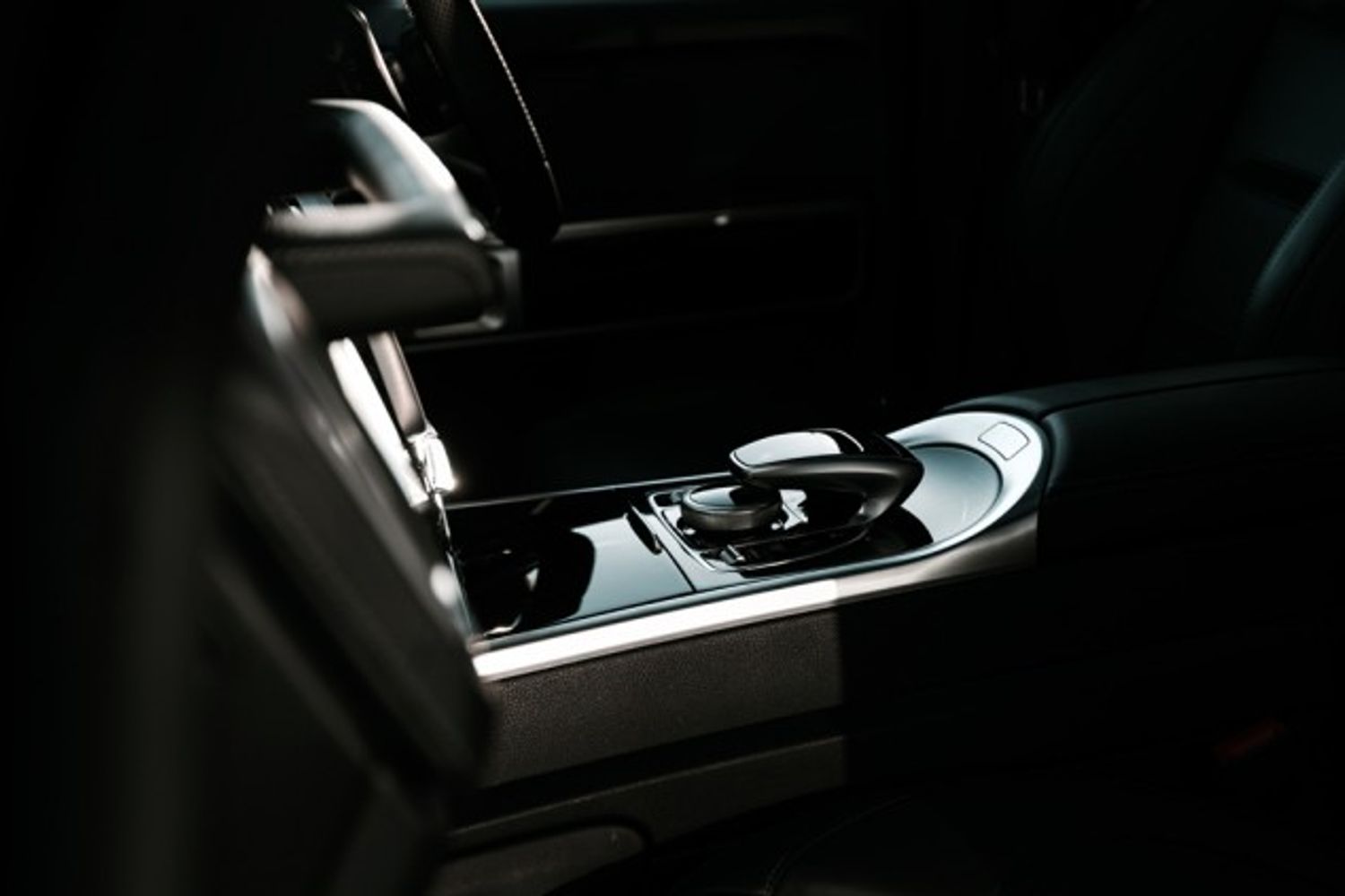 MERCEDES-BENZ G CLASS ESTATE 4.0 AMG G 63 4MATIC 5DR AUTOMATIC