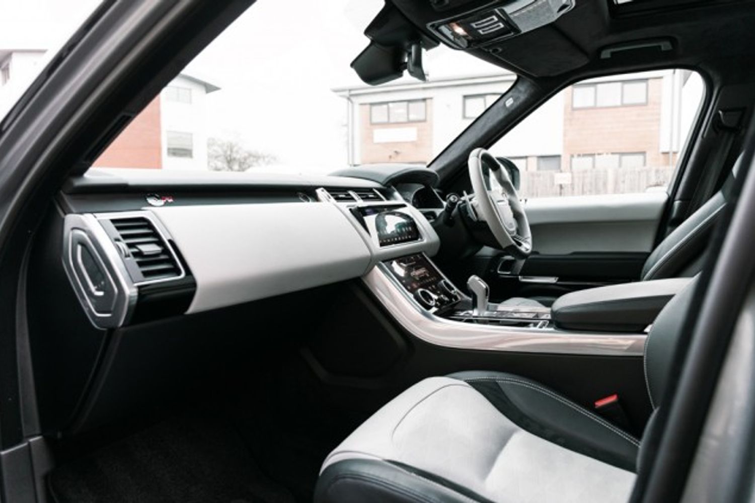 LAND ROVER RANGE ROVER SPORT ESTATE 5.0 V8 SVR 5DR AUTOMATIC