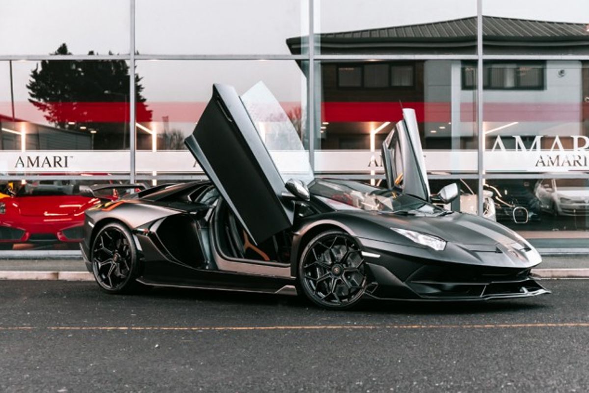 LAMBORGHINI AVENTADOR COUPE 6.5 LP 770-4 SVJ 2DR SEMI AUTOMATIC