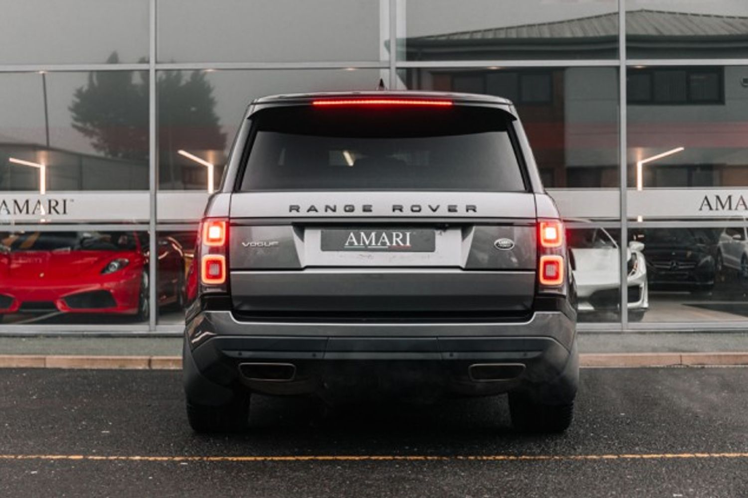 LAND ROVER RANGE ROVER DIESEL ESTATE 3.0 SDV6 VOGUE 5DR AUTOMATIC