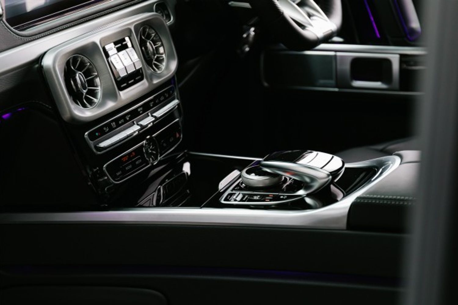 MERCEDES-BENZ G CLASS ESTATE 4.0 AMG G 63 4MATIC 5DR AUTOMATIC