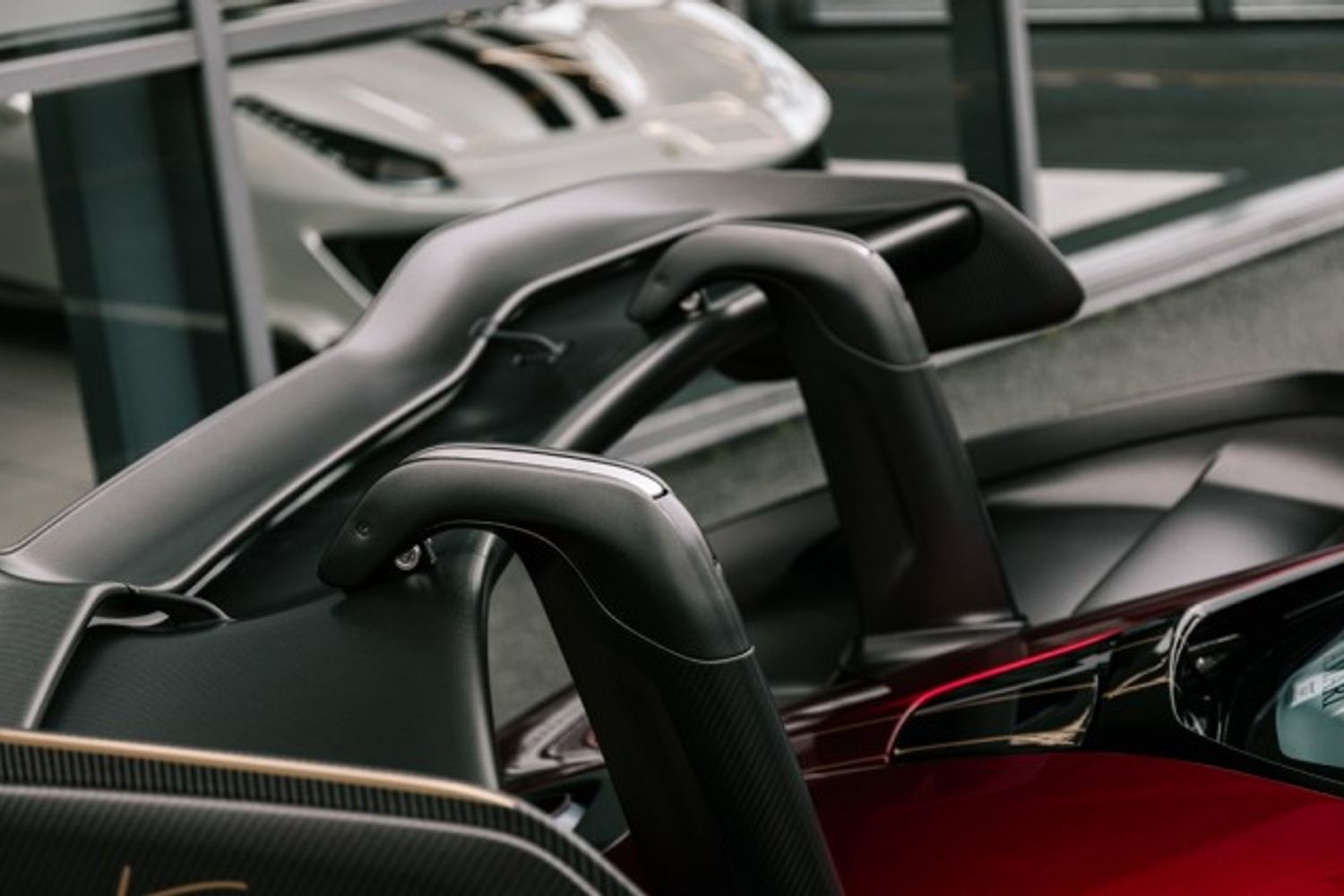 MCLAREN SENNA V8 SSG COUPE 4.0 V8 SSG 2DR SEMI AUTOMATIC