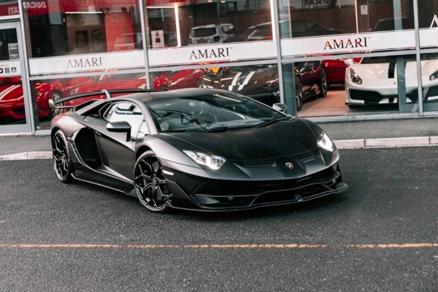 LAMBORGHINI AVENTADOR COUPE 6.5 LP 770-4 SVJ 2DR SEMI AUTOMATIC