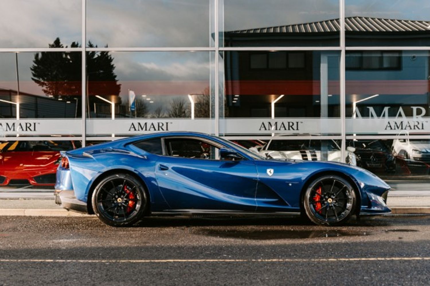 FERRARI 812 SUPERFAST COUPE 6.5 BCE 2DR SEMI AUTOMATIC