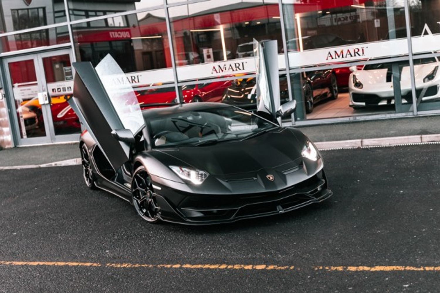 LAMBORGHINI AVENTADOR COUPE 6.5 LP 770-4 SVJ 2DR SEMI AUTOMATIC