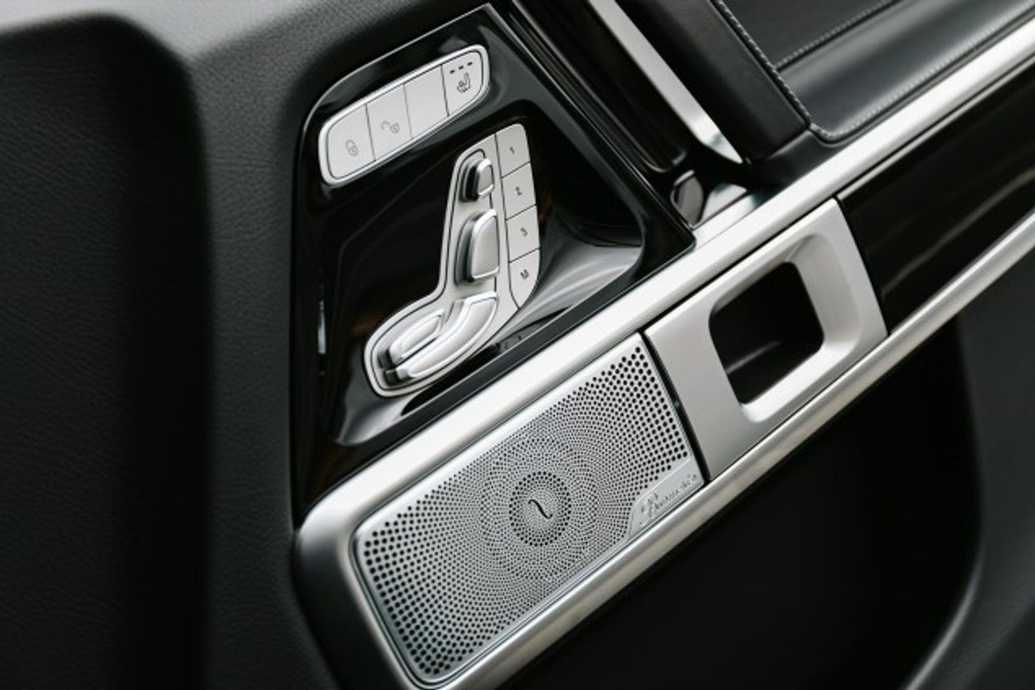 MERCEDES-BENZ G CLASS ESTATE 4.0 AMG G 63 4MATIC 5DR AUTOMATIC