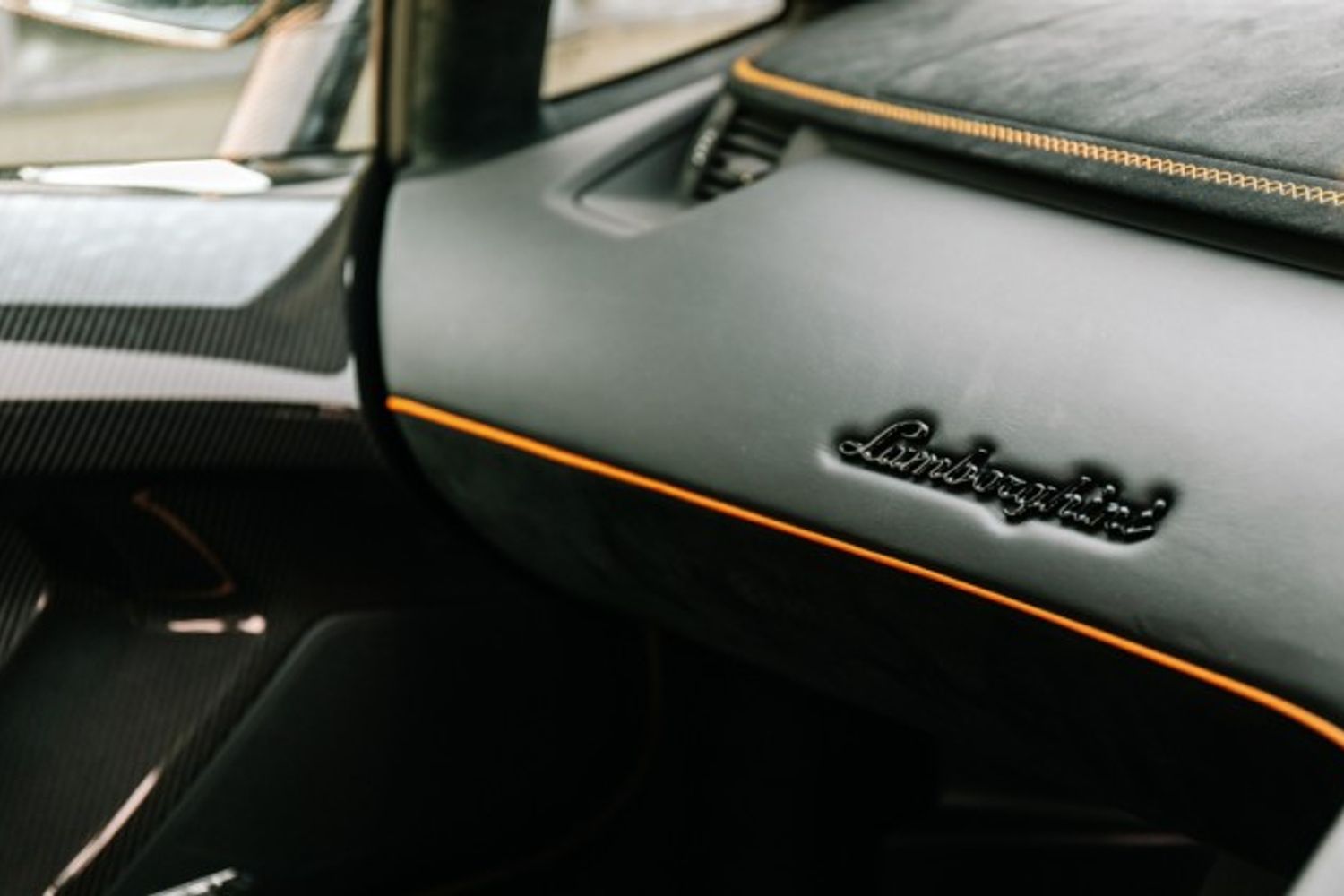 LAMBORGHINI AVENTADOR COUPE 6.5 LP 770-4 SVJ 2DR SEMI AUTOMATIC