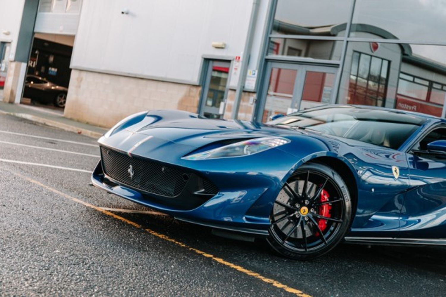 FERRARI 812 SUPERFAST COUPE 6.5 BCE 2DR SEMI AUTOMATIC
