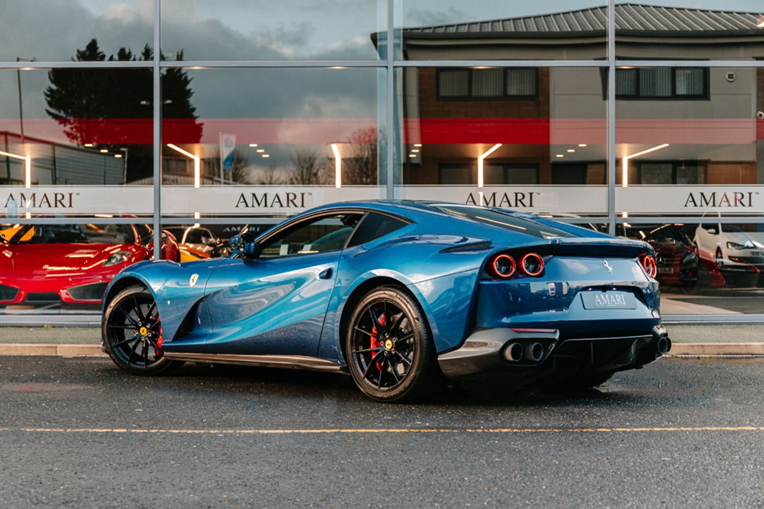 FERRARI 812 SUPERFAST COUPE 6.5 BCE 2DR SEMI AUTOMATIC