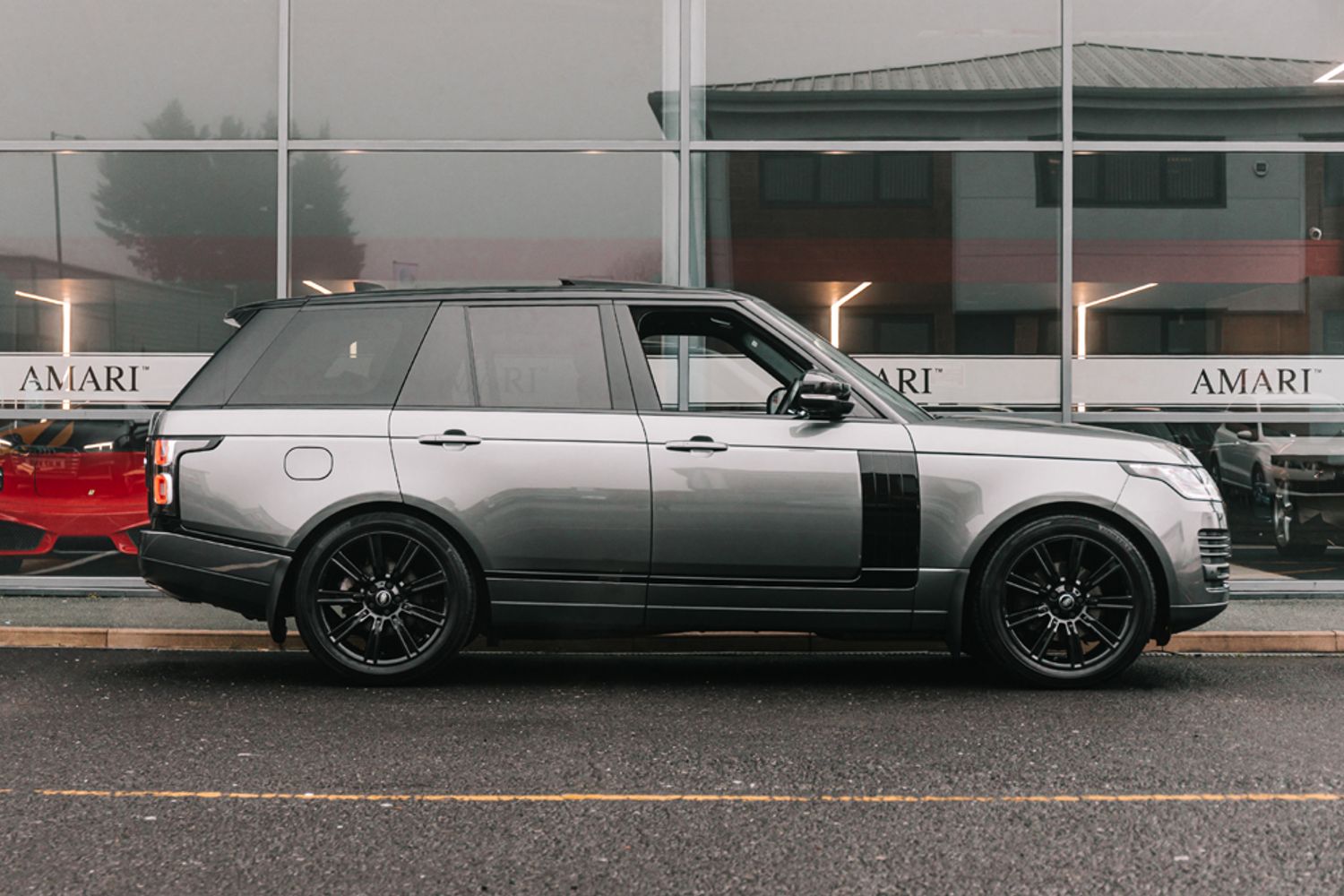 LAND ROVER RANGE ROVER DIESEL ESTATE 3.0 SDV6 VOGUE 5DR AUTOMATIC