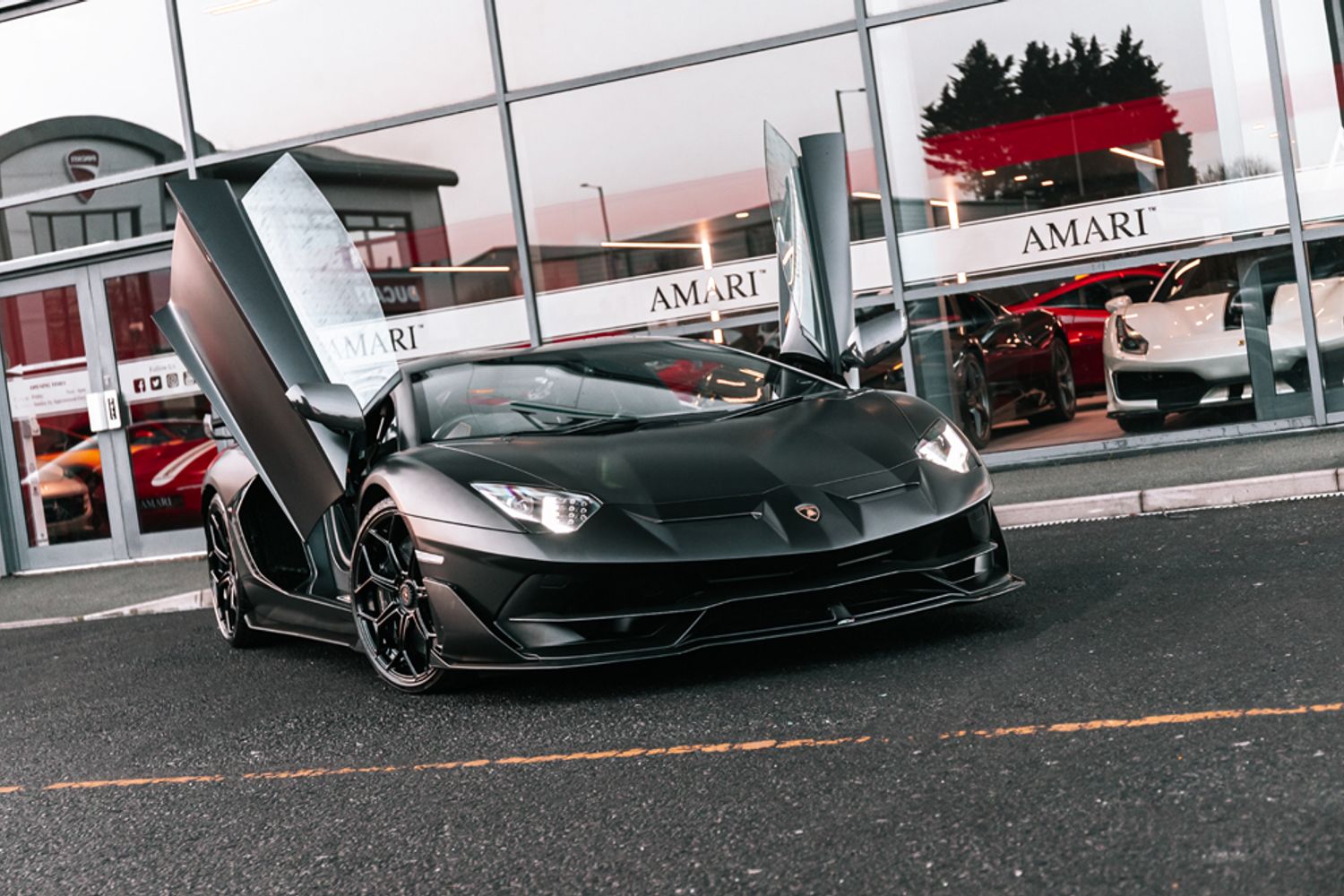 LAMBORGHINI AVENTADOR COUPE 6.5 LP 770-4 SVJ 2DR SEMI AUTOMATIC