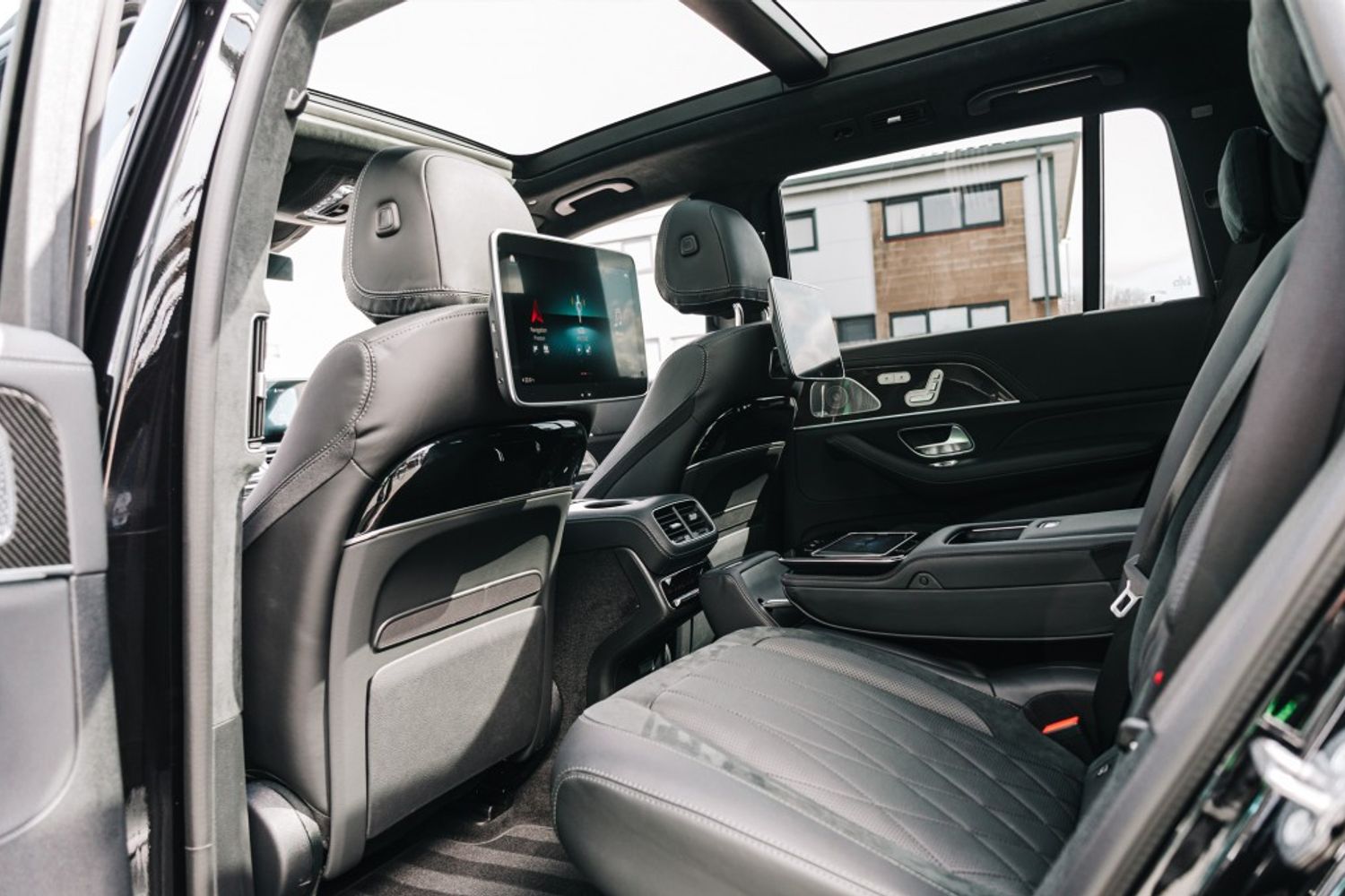 MERCEDES-BENZ AMG GLS 63 4MATICPLUS 4.0 AMG GLS 63 4MATICPLUS NIGHT EDITION EXECUTIVE 5DR AUTOMATIC
