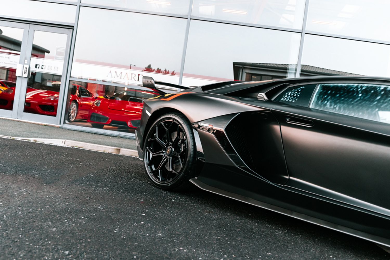 LAMBORGHINI AVENTADOR COUPE 6.5 LP 770-4 SVJ 2DR SEMI AUTOMATIC